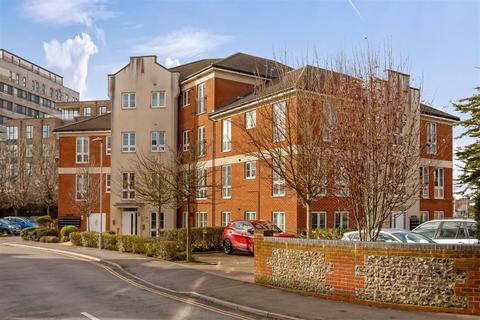 Cambrian Way, Worthing