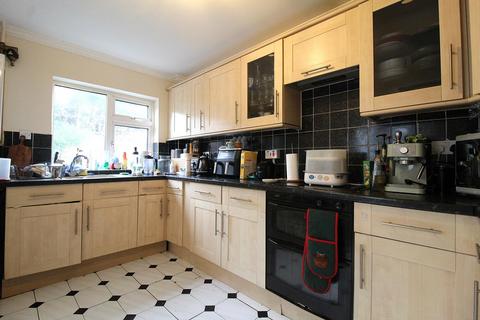 3 bedroom terraced house to rent, Ebberns Road, Hemel Hempstead HP3