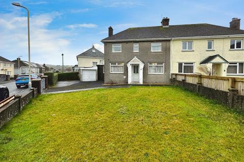 Crescent Road, Sarn, Bridgend, CF32