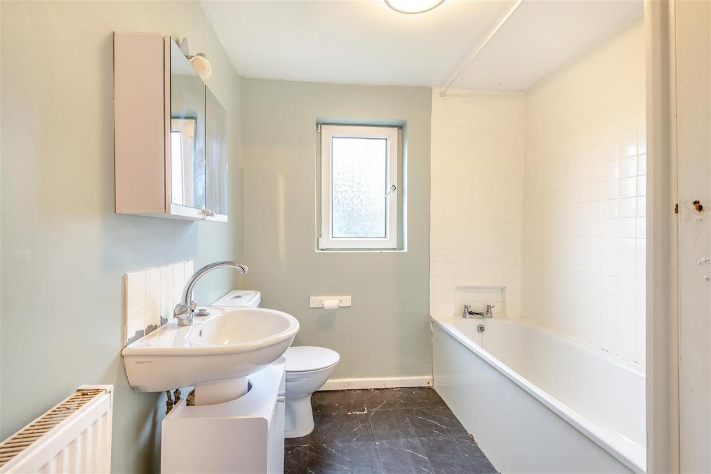 8675931-interior14.jpg