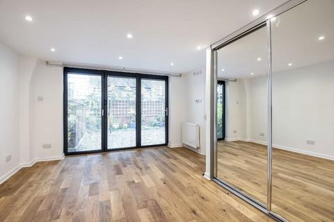 undefined, Tranmere Road, London SW18