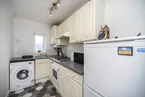 1 bedroom flat for sale, Queens Park Road, East Sussex BN2