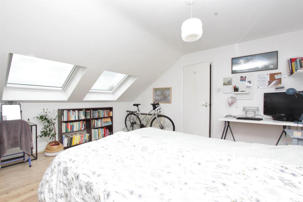 Beaminster Court, N15