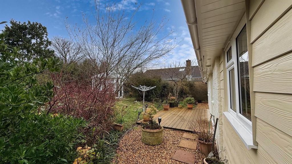Rear Garden 2.jpg
