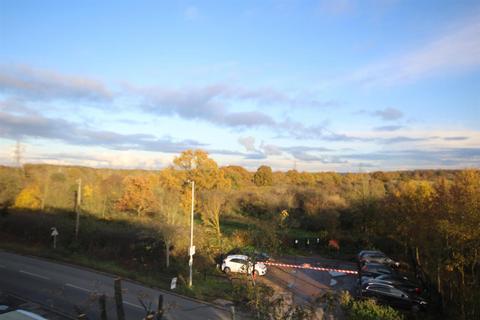 2 bedroom apartment to rent, Tallon Road, Hutton