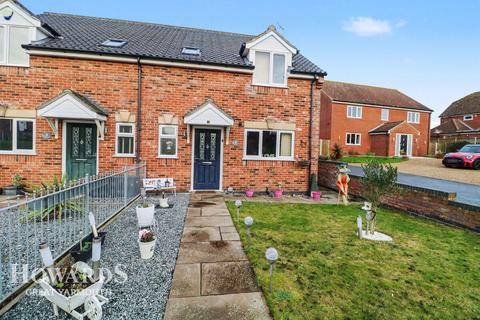 undefined, Main Road, Filby