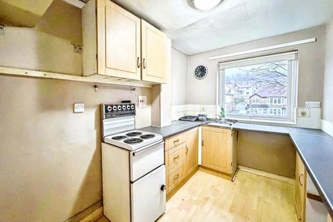 2 bedroom apartment for sale, Bradford Road, Shipley, West Yorkshire, BD18 3BL