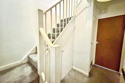 2 bedroom apartment for sale, Bradford Road, Shipley, West Yorkshire, BD18 3BL