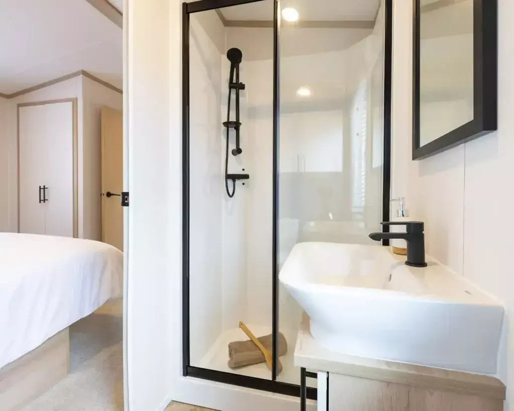 Regal Charmouth Master Bedroom Ensuite