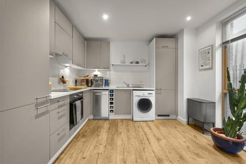 2 bedroom apartment for sale, Canonbury Road, London, N1