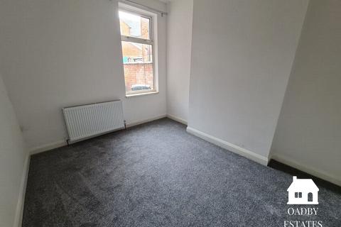 3 bedroom terraced house to rent, Evington Parks Road, Evington, LE2