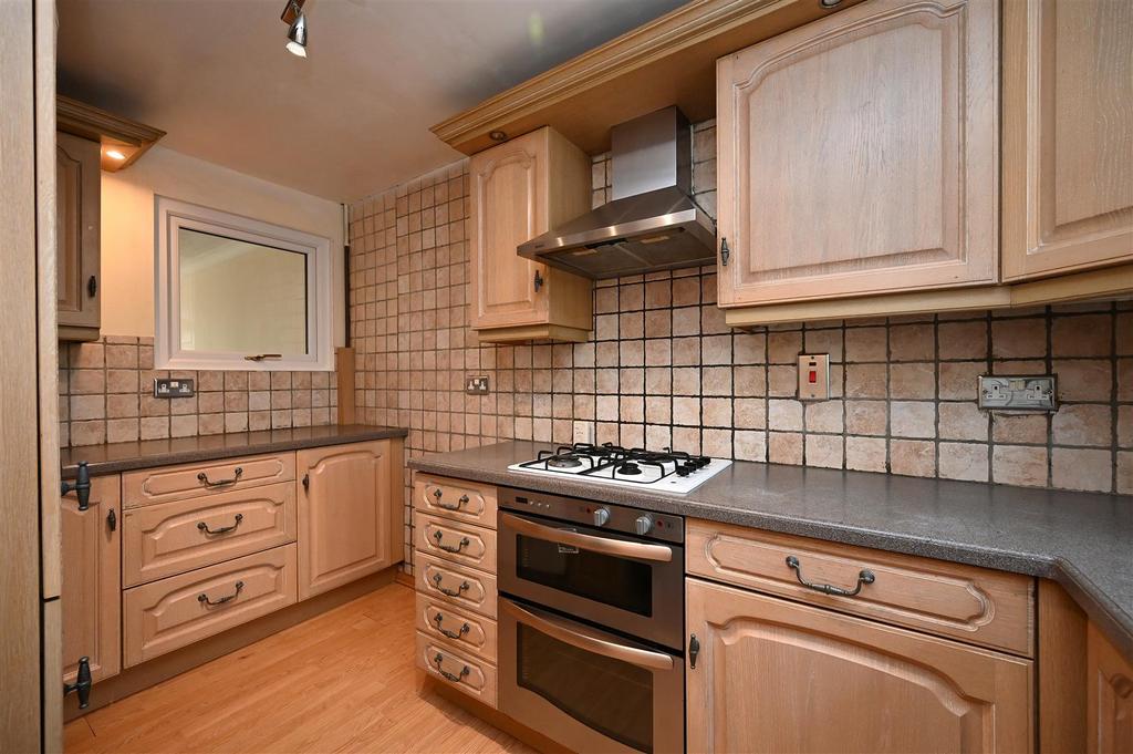 Kitchen.JPG