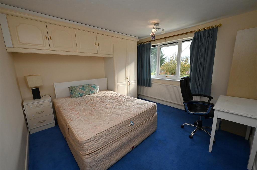 Bedroom1.JPG