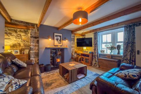 3 bedroom terraced house for sale, Toscaig, 7 Gower Street, Brora, Sutherland KW9 6PB