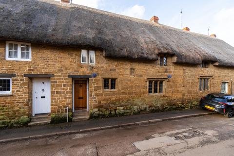 3 bedroom terraced house for sale, Kings Road, Bloxham, OX15