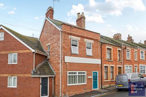 4 bedroom end of terrace house for sale - Hambro Road