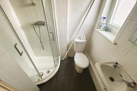 4 bedroom detached house for sale, Gowerton Road, Three Crosses, SA4