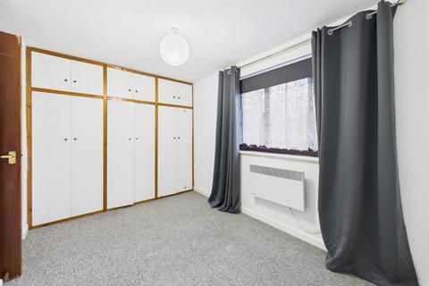 undefined, Mountbatten Close, Slough, Berkshire, SL1