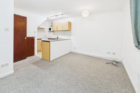 undefined, Mountbatten Close, Slough, Berkshire, SL1