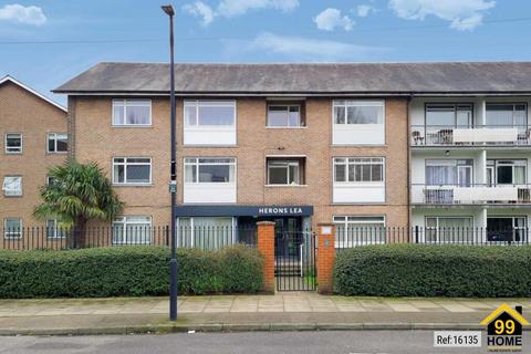 2 bedroom flat for sale, Herons Lea, London, N6
