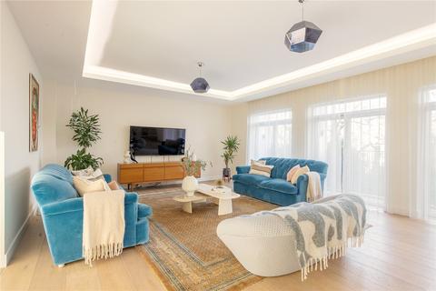 undefined, Northrop Road, Trumpington, Cambridge, Cambridgeshire, CB2