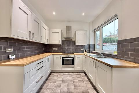3 bedroom terraced house for sale, Kensington Grove, Denton