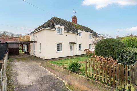 undefined, Kings Sutton,  Banbury,  Oxfordshire,  OX17