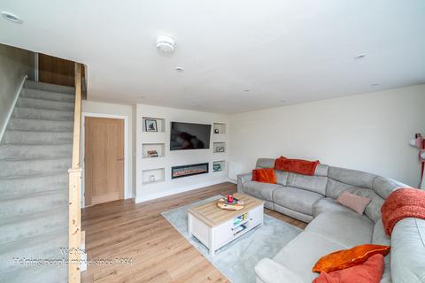 3 bedroom terraced house for sale, Langdale Green, Cannock WS11