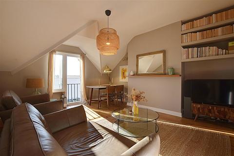 2 bedroom flat for sale, Marina, Bexhill-On-Sea