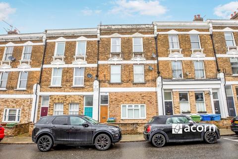 1 bedroom flat to rent, Northcross Road East Dulwich SE22