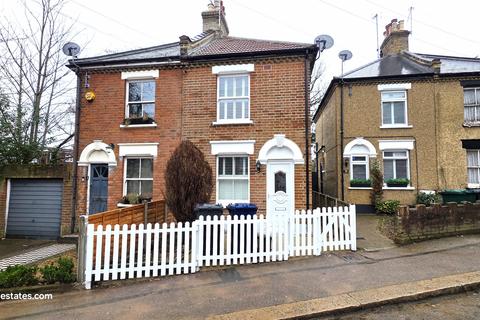 2 bedroom semi-detached house to rent, Jackson Road, East Barnet Vilage EN4