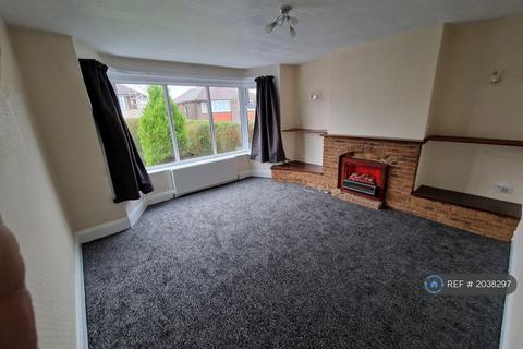 2 bedroom semi-detached house to rent, Green Park Road, Halifax, HX3