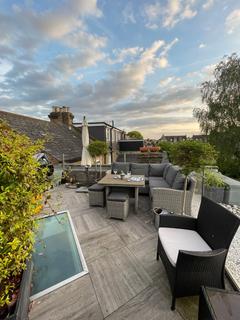2 bedroom house to rent, Lycett Place, London, W12