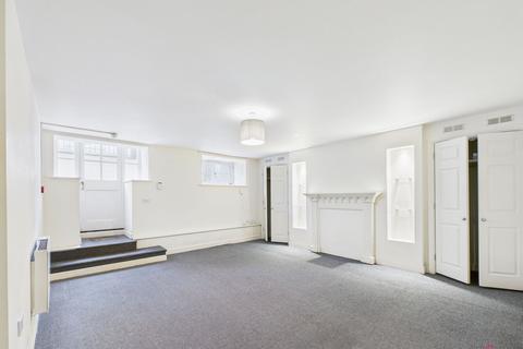 undefined, Nashs Passage, Worcester WR1