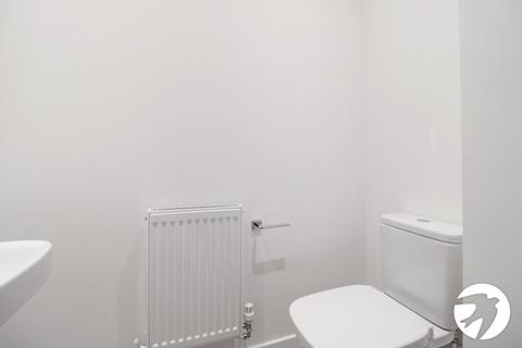 3 bedroom detached house to rent, Ragstone Avenue, Alkerden, Ebbsfleet Valley, Swanscombe, DA10