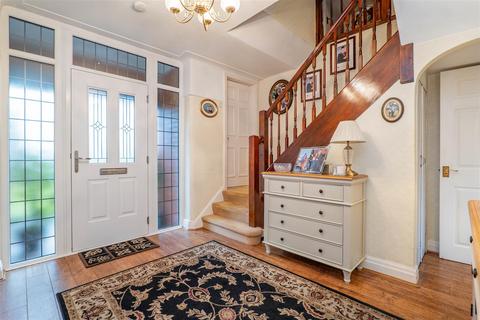 undefined, Hesketh Lane, Preston PR4
