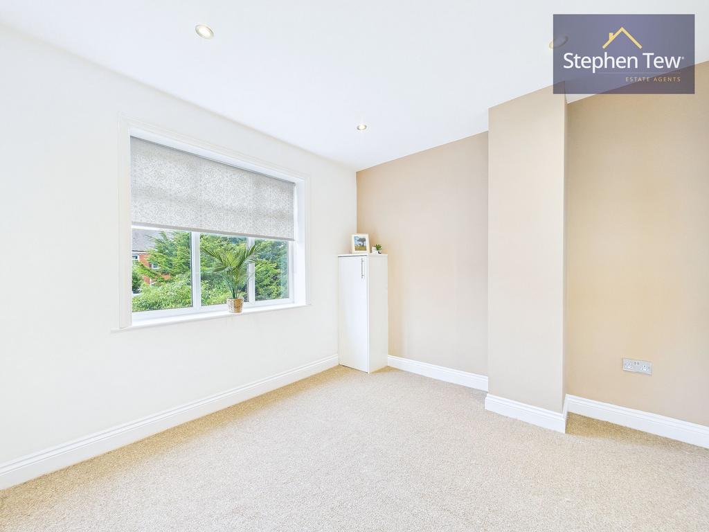 Bedroom 2 (Double)