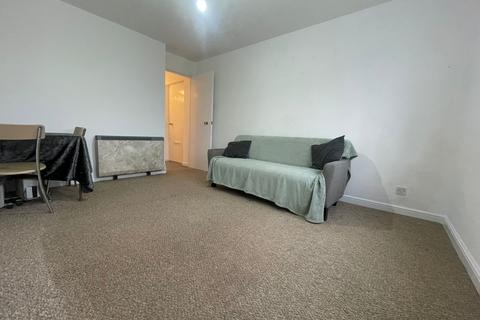 1 bedroom flat to rent, Kirkham Road, London E6