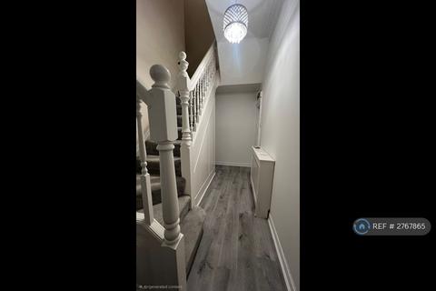 3 bedroom end of terrace house to rent, York Street, Audenshaw, Manchester, M34