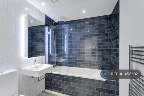 1 bedroom flat to rent, Liner House, London, E16