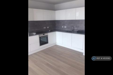 1 bedroom flat to rent, Liner House, London, E16