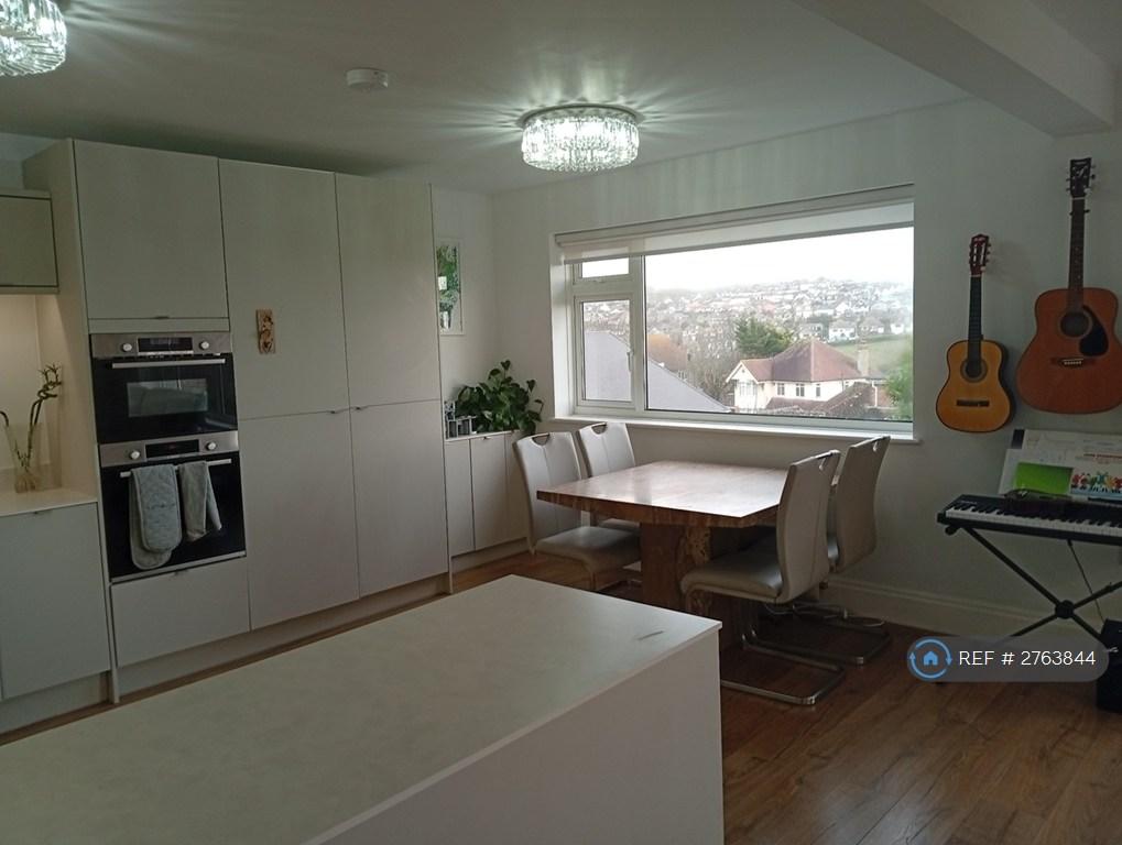 Kitchen - Dining Area