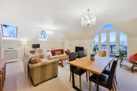 2 bedroom apartment for sale, Copthill Lane, Kingswood