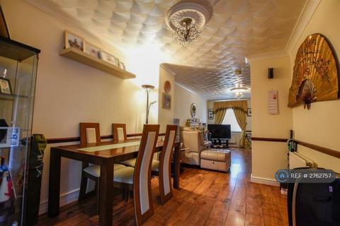 3 bedroom semi-detached house to rent, Ambrose Close, Crayford, DA1