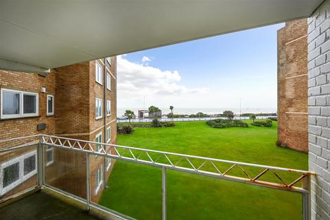 2 bedroom flat for sale, St Kitts, West Parade, Bexhill on Sea