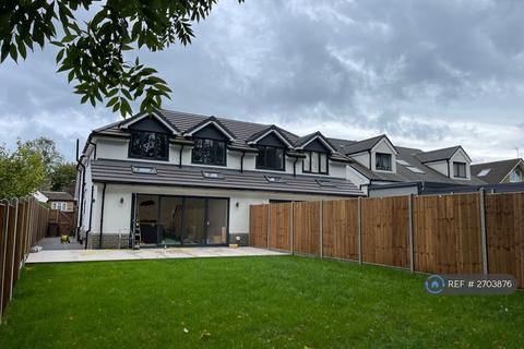 undefined, Woodside Road, Bricket Wood, St. Albans, AL2