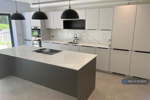 undefined, Woodside Road, Bricket Wood, St. Albans, AL2