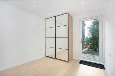 undefined, Muswell Hill, London N10