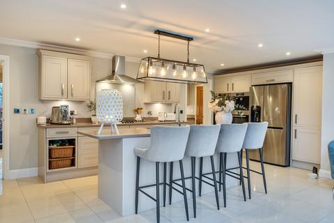 5 bedroom detached house for sale, The Approach, Little Bookham, KT23