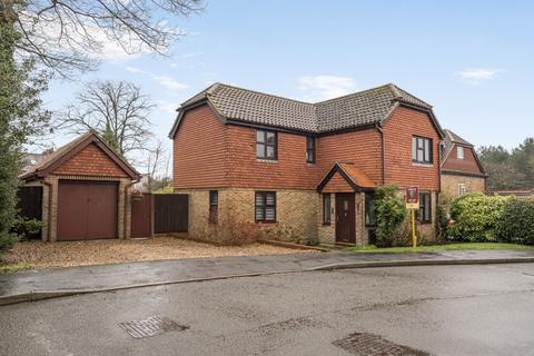 undefined, Oak Ridge, West End, Woking, Surrey, GU24
